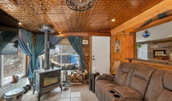 15 Manbow Rd, Alton, NH 03809