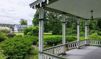382 Hewitt Rd, Bristol, VT 05443