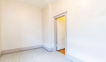 331 W 15th St, Auburn, IN 46706