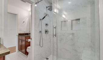 244 13th St NE 118, Atlanta, GA 30309