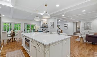 136 Goose Hill Rd, Chester, CT 06412