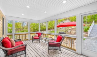 17 Will Croft St, Cumberland, RI 02864