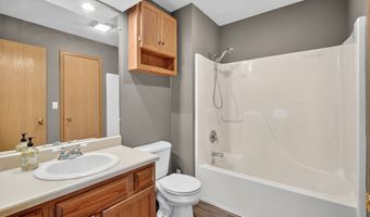 354 NW Georgetown Blvd, Ankeny, IA 50023