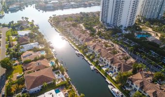 3705 NE 214 St 13, Aventura, FL 33180