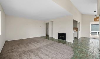 241 Turf View Dr, Solana Beach, CA 92075