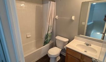 9335 Polaris Green Dr, Columbus, OH 43240