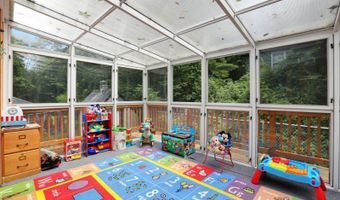 11 Ayers Ci, Andover, NJ 07860