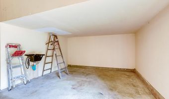 43709 CLEMENS Ter, Ashburn, VA 20147