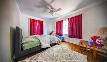 25 Eighth St, Auburn, ME 04210