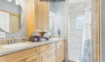 53 E 3rd St N, Cowley, WY 82420