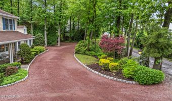 221 Lloyd Rd, Aberdeen, NJ 07747