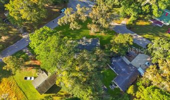 137 Winsor Rd, Beaufort, SC 29906