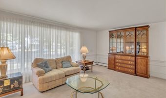 133 Brookpark Dr, Amherst, NY 14228