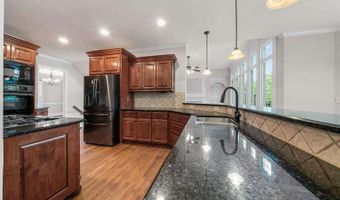 19 Ridge View Ct, Acworth, GA 30101