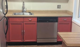 3210 S 28TH St 304, Alexandria, VA 22302