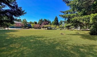 932 Midland Way, Brookings, OR 97415