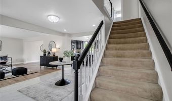 10 San Mateo Ct, Amherst, NY 14051