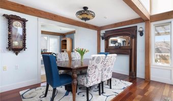 109 Umiak Ave, Jamestown, RI 02835