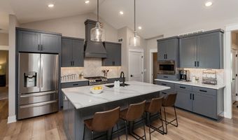 652 Xanadu Pl, Ames, IA 50014