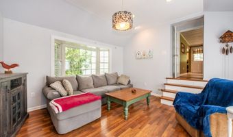 10 Cedar Wax Wing Rd, Allamuchy Twp., NJ 07840
