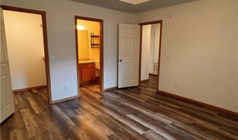 19 Holly Dr A, Bentonville, AR 72712