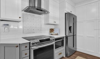 5205 SAINT REGIS Pl, Belle Isle, FL 32812