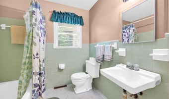 40 W Balsam St, Andrews, SC 29510