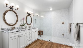 664 Lakeshore Dr, Asheville, NC 28804