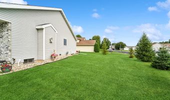 1670 W ROSELAWN Dr, Appleton, WI 54914