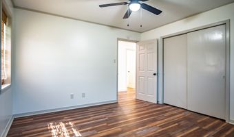 203 James St, Batesville, MS 38606
