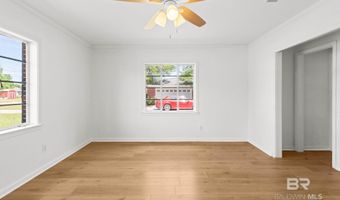 402 E Poplar St, Atmore, AL 36502