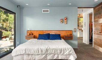 9364 Edgewood Dr, La Mesa, CA 91941