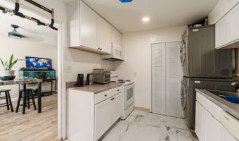 4 Oak Rd, Columbus, OH 43217