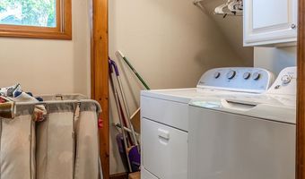 315 N York St, Albion, IN 46701