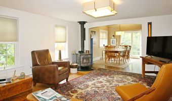 8 Pearl St, Brandon, VT 05733