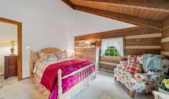 24 McCullough Hill Rd, Amity, PA 15311