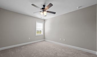 853 Mulligan Dr, Ayden, NC 28513