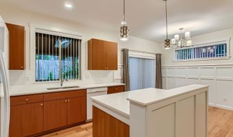 8006 SE SPORRI Ln, Milwaukie, OR 97267