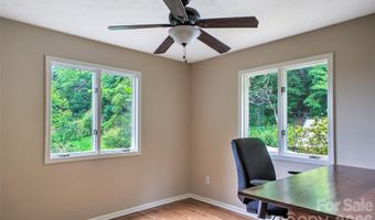 53 Braddock Way, Asheville, NC 28803