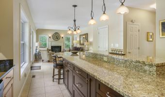 21 Wiggin Rd, Bedford, NH 03110