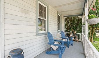 206 CHESTNUT St, Audubon, NJ 08106