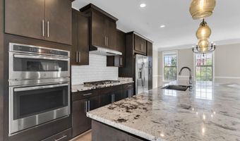 22515 NAUGATUCK Sq, Ashburn, VA 20148