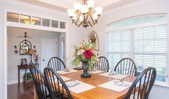 110 Lake Ridge Dr, Baxley, GA 31513