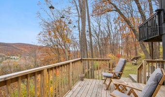 24 Peach Tree Rd, Alloway, NJ 07462