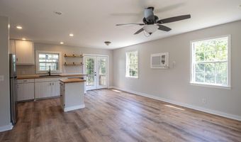 5163 Forrest Ave, Bay St. Louis, MS 39520