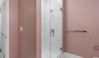145 RIVERHAVEN Dr 309, Oxon Hill, MD 20745
