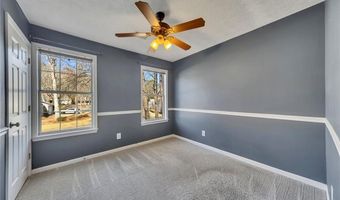 4935 Tanners Spring Dr, Alpharetta, GA 30022