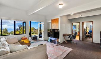 1365 Piiholo Rd, Makawao, HI 96768