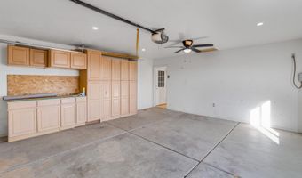 33665 S INCLINE Dr, Black Canyon City, AZ 85324