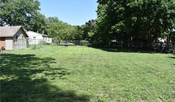 225 King St, Baldwin City, KS 66006